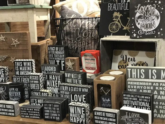 Amy's Hallmark Shop 8