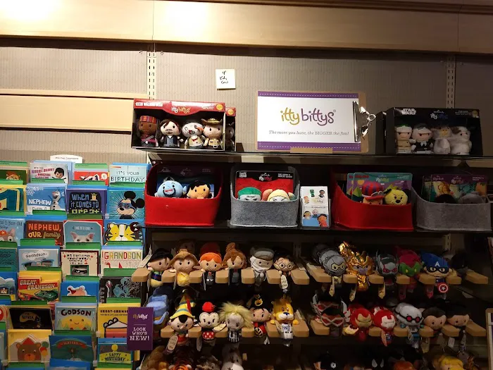 Amy's Hallmark Shop 3