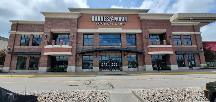 Barnes & Noble 6