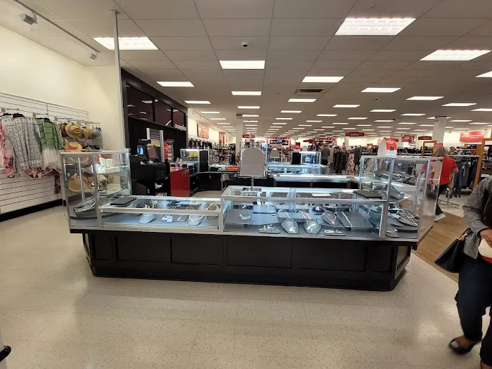 T.J. Maxx & HomeGoods 2