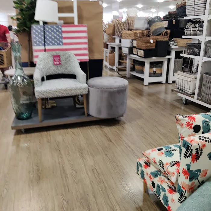 T.J. Maxx & HomeGoods 9
