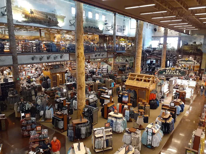 Bass Pro Shops 6