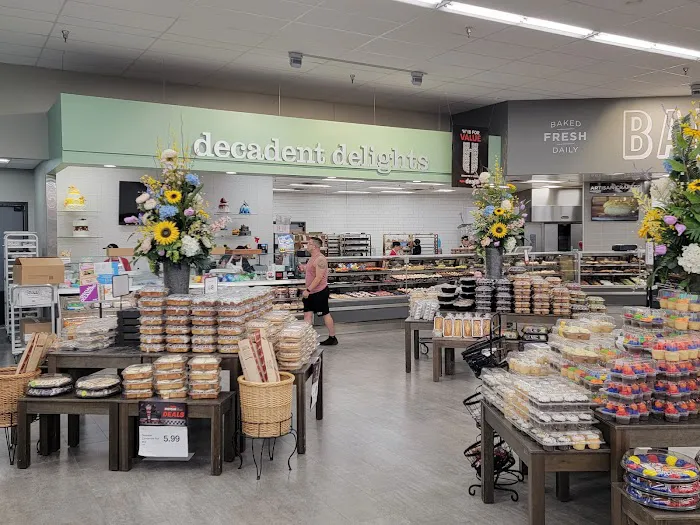 Hy-Vee Grocery Store 3