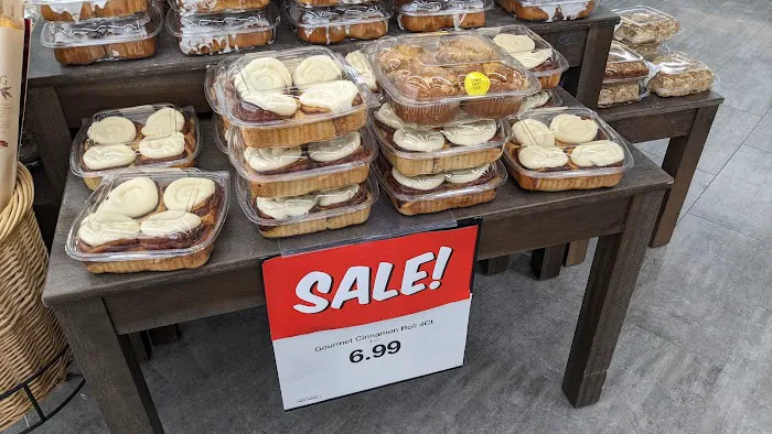 Hy-Vee Grocery Store 6