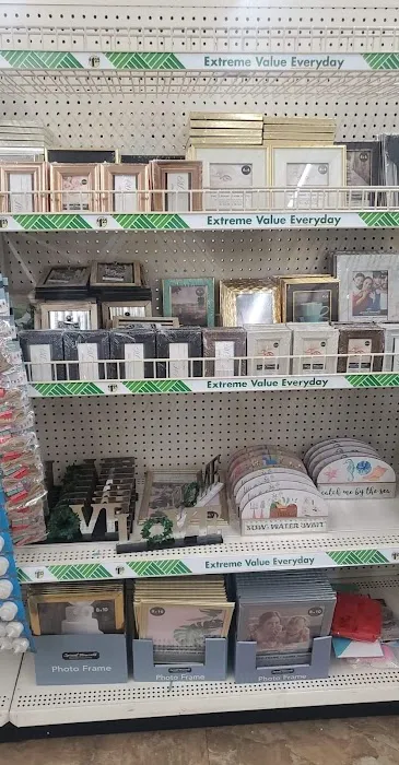 Dollar Tree 0