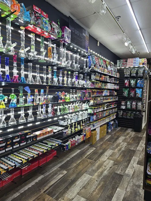 Olathe hotspot Tobacco & Vape 8