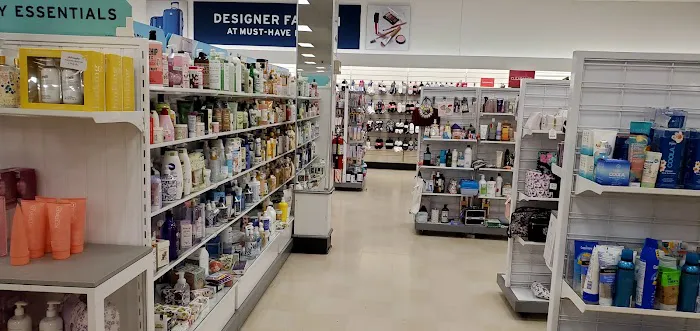 Marshalls & HomeGoods 4