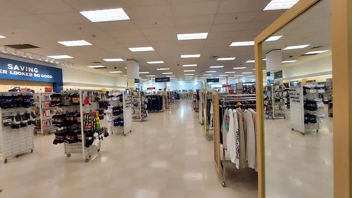 Marshalls & HomeGoods 7
