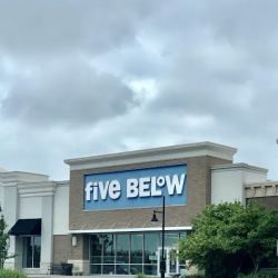 Five Below ico