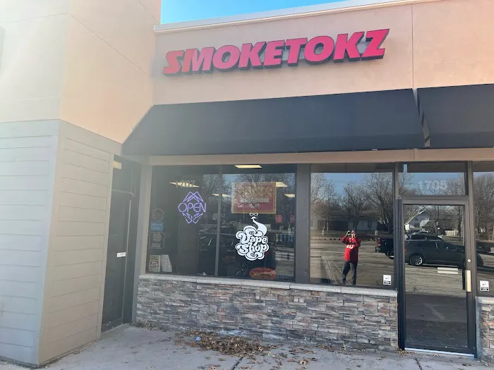 Smoke Tokz Olathe | Mur Len 2