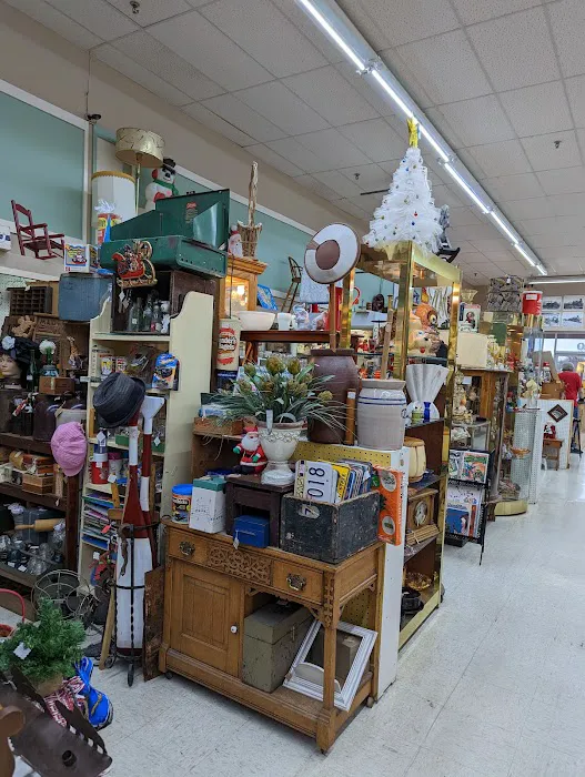 Shawnee Antique Mall 2