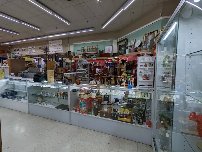 Shawnee Antique Mall 8