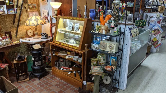 Shawnee Antique Mall 9