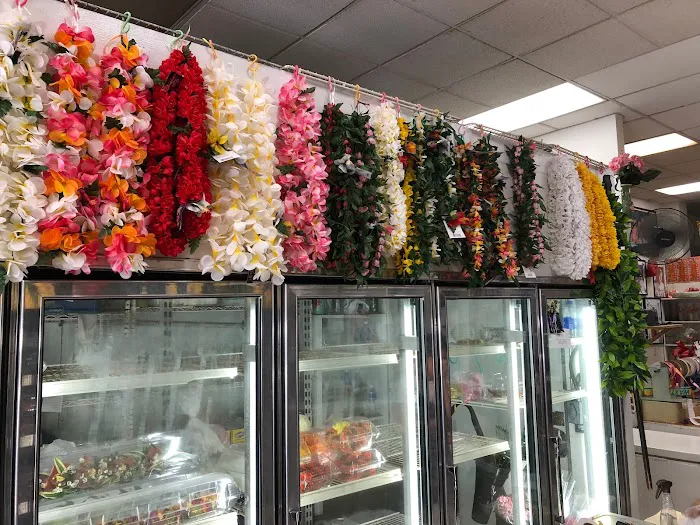 Cindy's Lei & Flower Shoppe 6