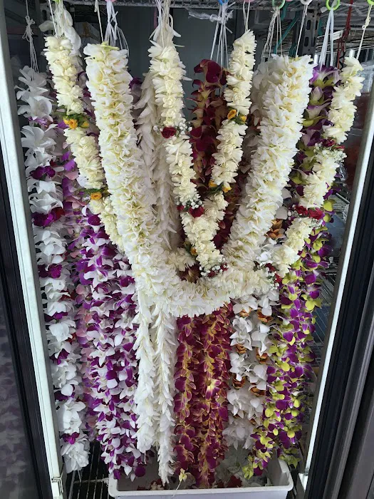 Cindy's Lei & Flower Shoppe 5