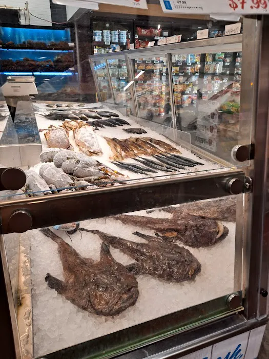 H Mart Kaka'ako 0