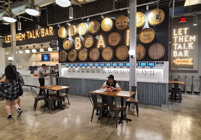H Mart Kaka'ako 4