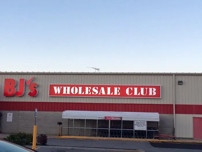 BJ's Wholesale Club 0