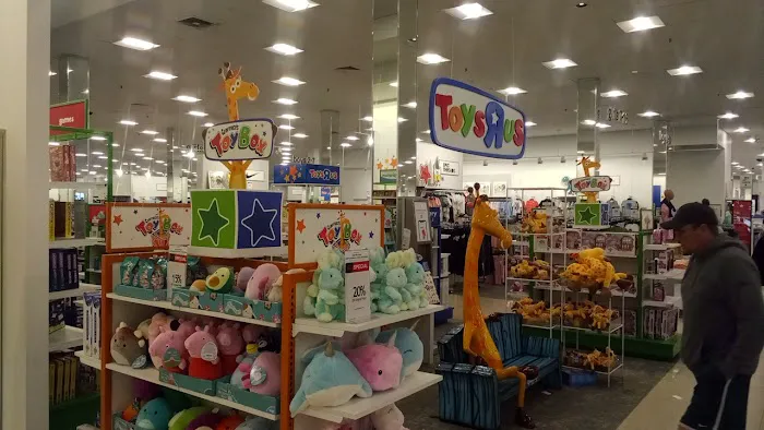 Macy's 4
