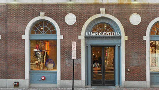 Urban Outfitters 0