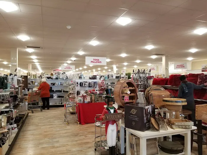 Marshalls & HomeGoods 0