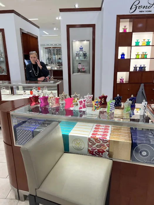 Saks Fifth Avenue 9