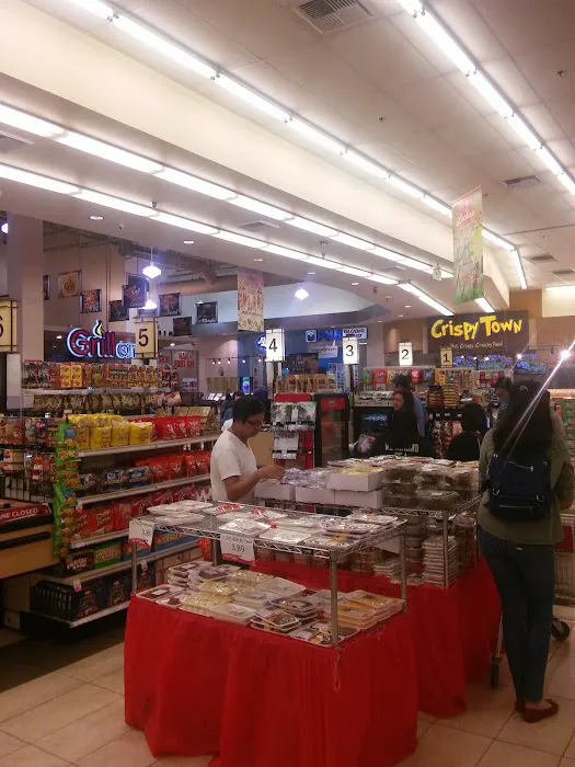 Seafood City Supermarket 5