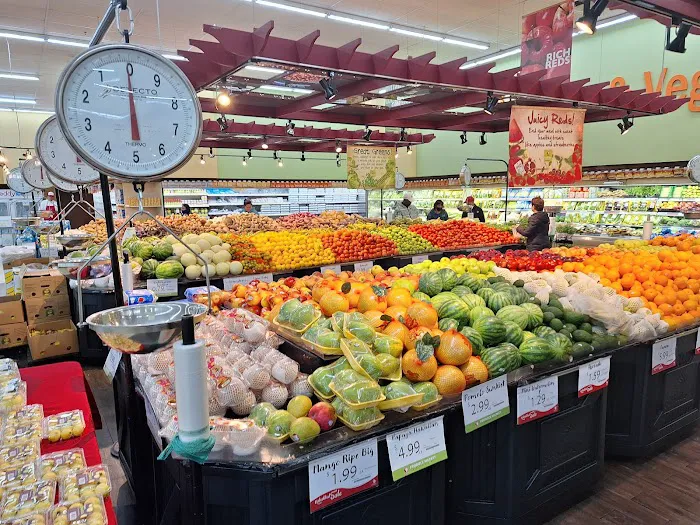 Seafood City Supermarket 9