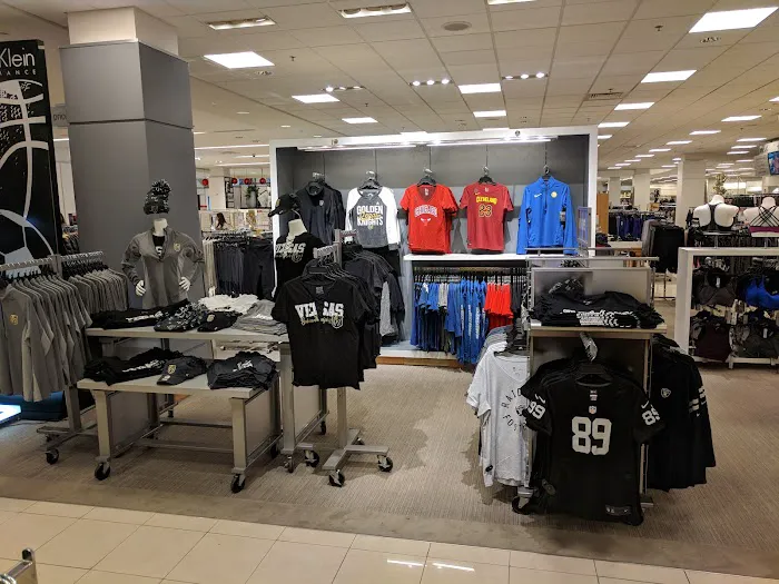 Macy's 9