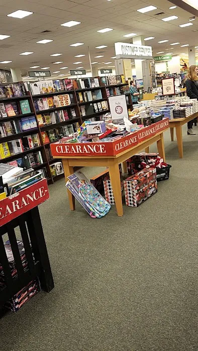 Barnes & Noble 2