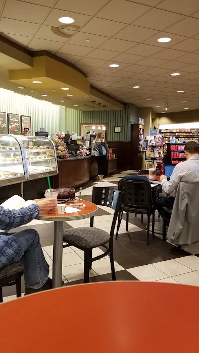 Barnes & Noble 4