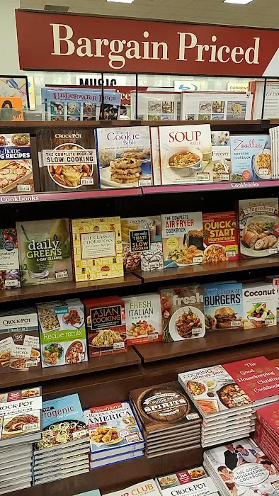 Barnes & Noble 6