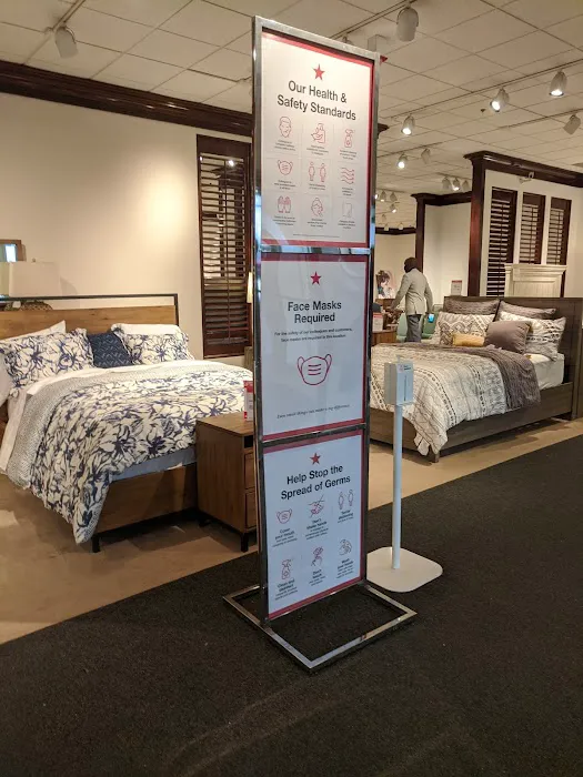 Macy's 9
