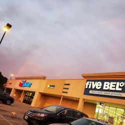 Five Below ico