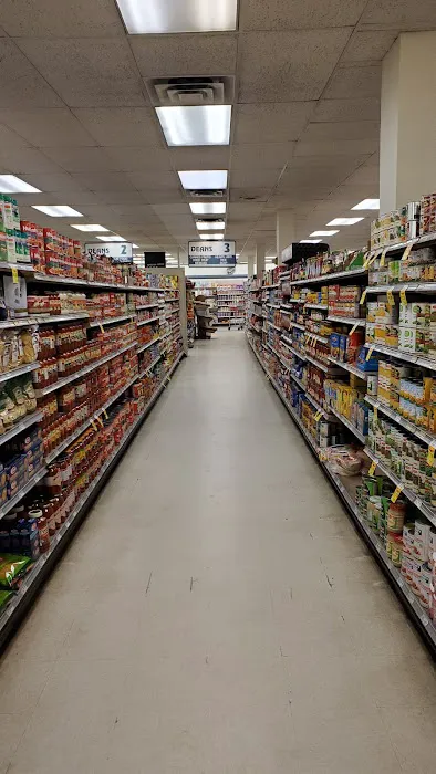 Dean's Super Market 5