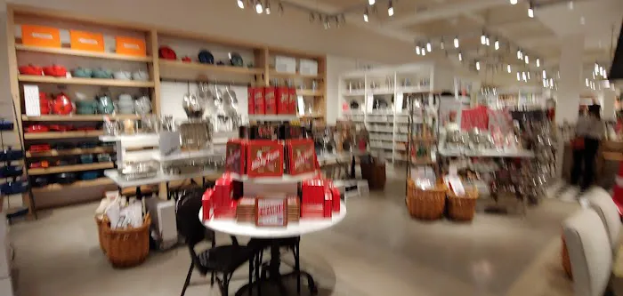 Williams-Sonoma 8