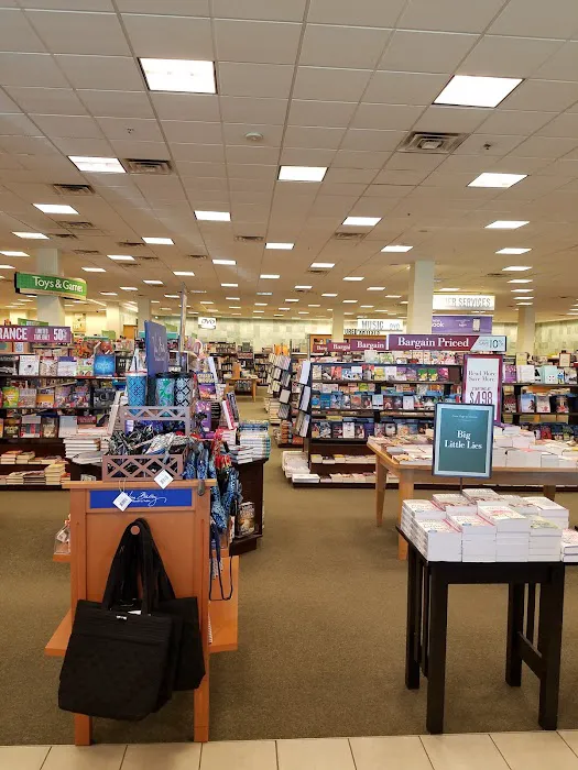 Barnes & Noble 2