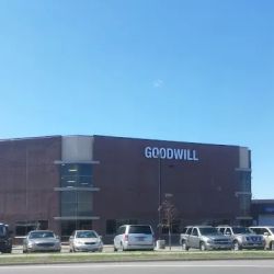 Goodwill - Brooklyn Park Outlet ico