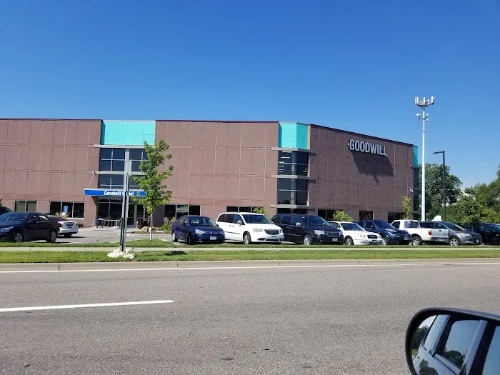 Goodwill - Brooklyn Park Outlet 6