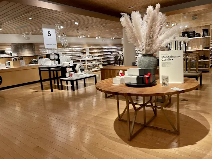Crate & Barrel 5