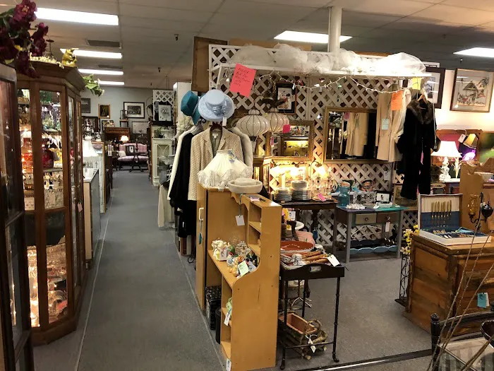 Back In Time Antique Mall 0