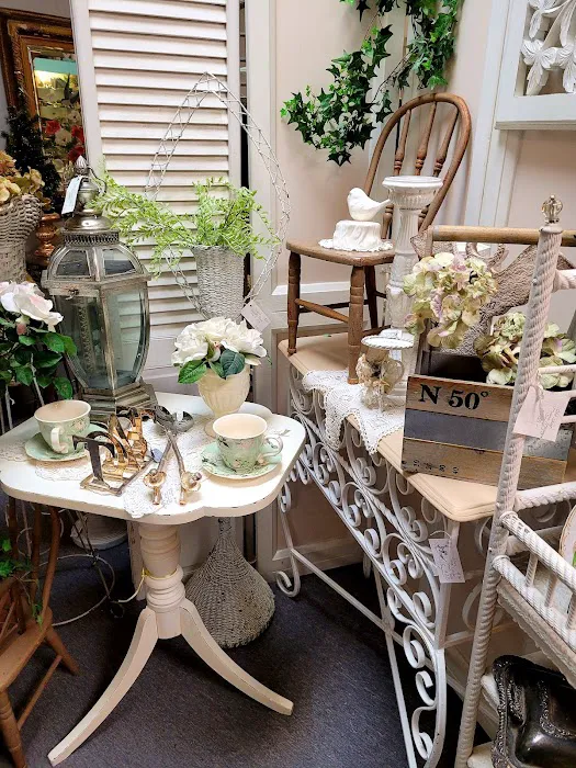 Back In Time Antique Mall 1