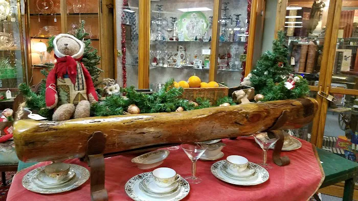 Back In Time Antique Mall 5