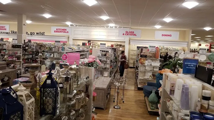 T.J. Maxx & HomeGoods 0