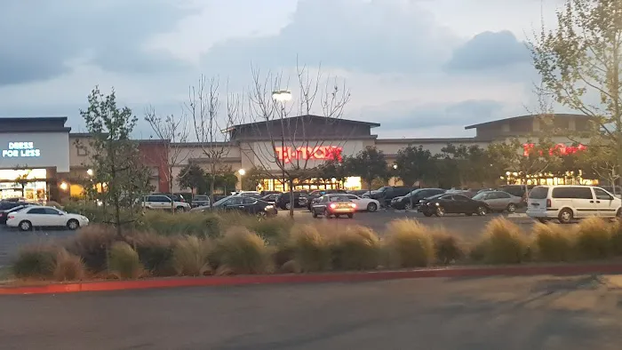 T.J. Maxx & HomeGoods 2