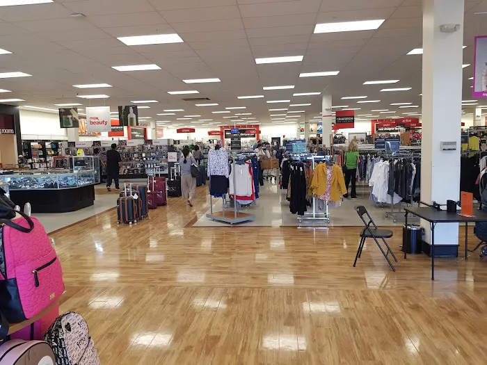 T.J. Maxx & HomeGoods 7
