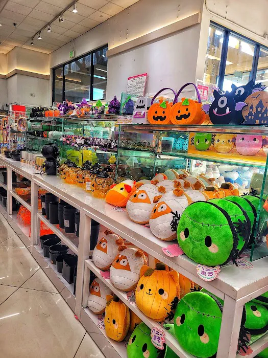 Daiso - Japanese Household Goods 8