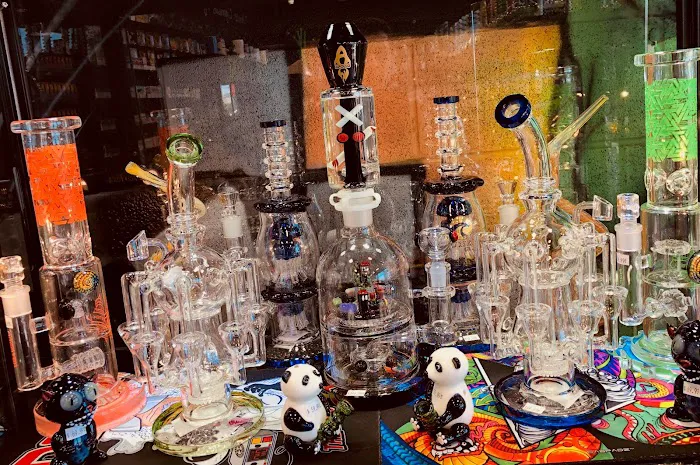 SMOKE SHOP SUPERSTORE 4