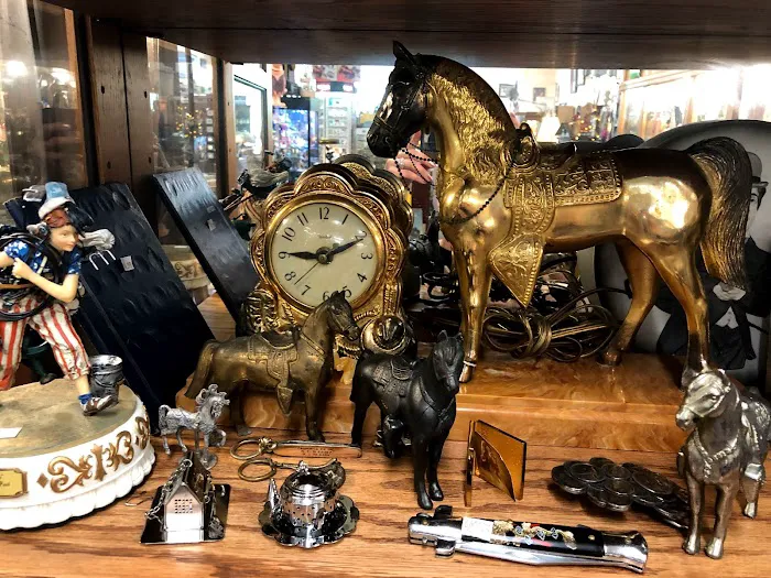 R Pickers Antique 5