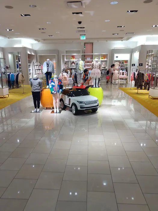 Neiman Marcus 1
